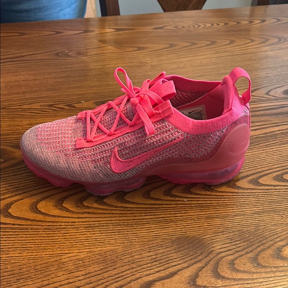 Nike Pink Air VaporMax Flyknit Sneakers - Picture 2 of 7